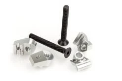 852552 | Rovan Silver Aluminium Front Sway Bar Mount Set